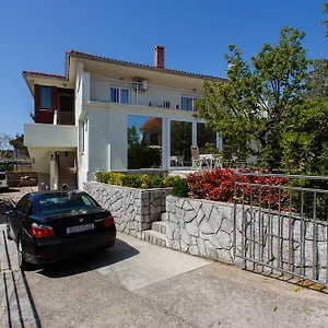  Apartment Dorotea